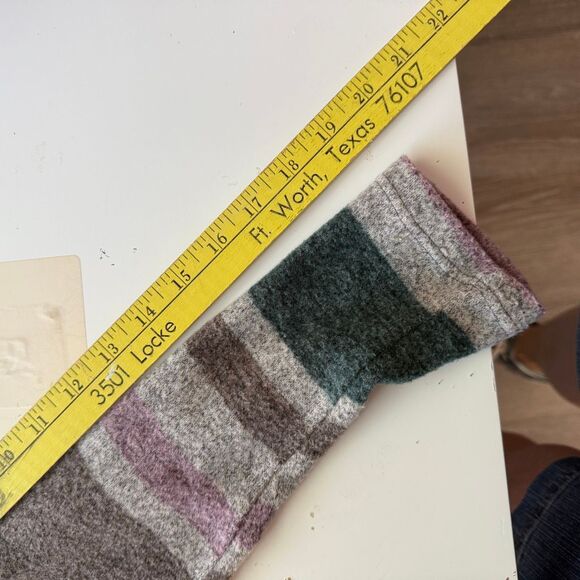 Lovely Melody, Pullover Sweater, Size Medium - Picture 5 of 7